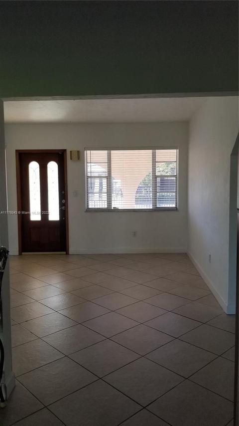 5741 E 4th Ave, Hialeah, FL 33013 photo 32