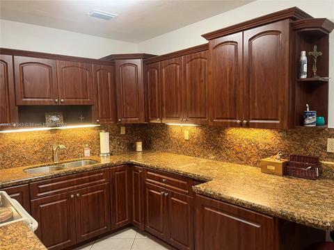 5741 E 4th Ave, Hialeah, FL 33013 photo 37