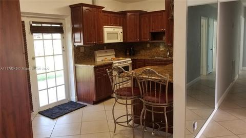 5741 E 4th Ave, Hialeah, FL 33013 photo 35