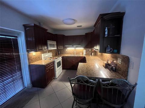 5741 E 4th Ave, Hialeah, FL 33013 photo 36