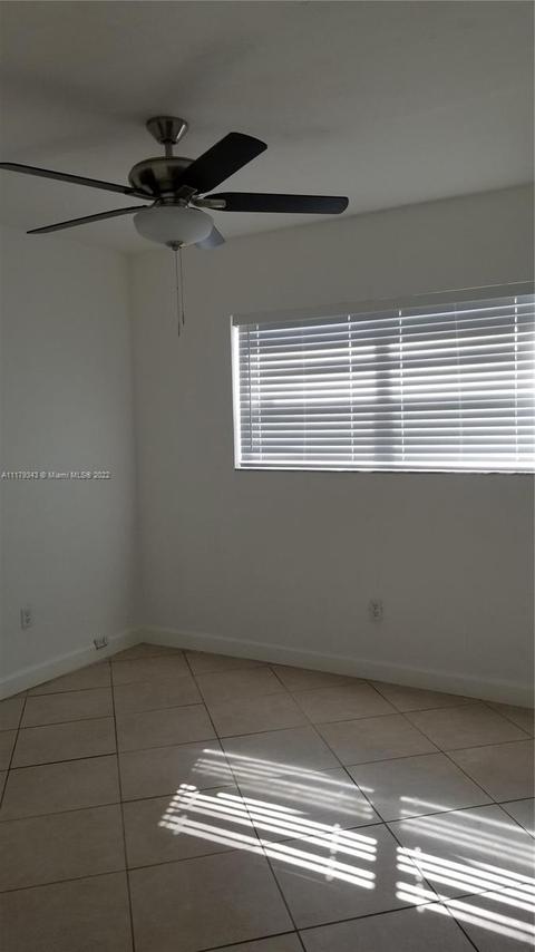 5741 E 4th Ave, Hialeah, FL 33013 photo 20