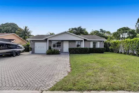 621 SW 50th Ave, Margate, FL 33068 photo 1