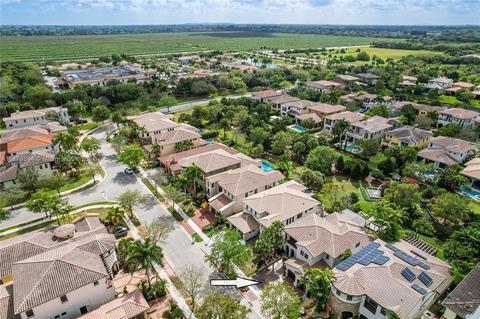 9604 Exbury Ct, Parkland, FL 33076 photo 5
