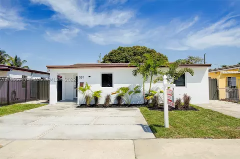 551 E 40th St, Hialeah, FL 33013 photo 1