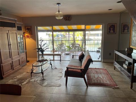 6411 Windmill Gate Rd, Miami Lakes, FL 33014 photo 4