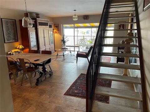 6411 Windmill Gate Rd, Miami Lakes, FL 33014 photo 3