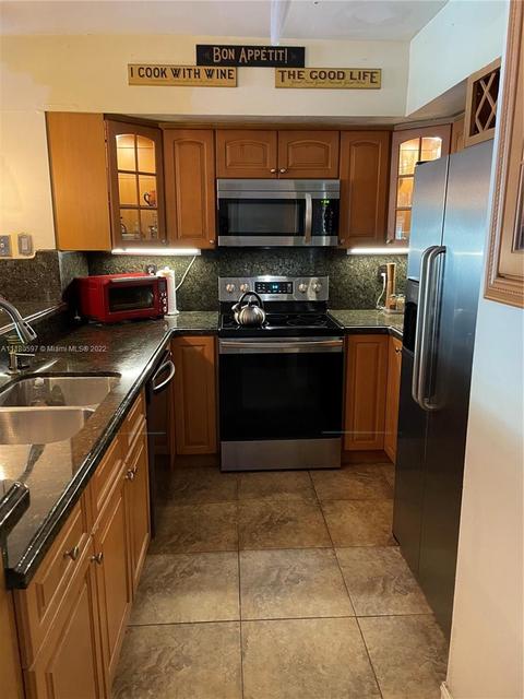 6411 Windmill Gate Rd, Miami Lakes, FL 33014 photo 7