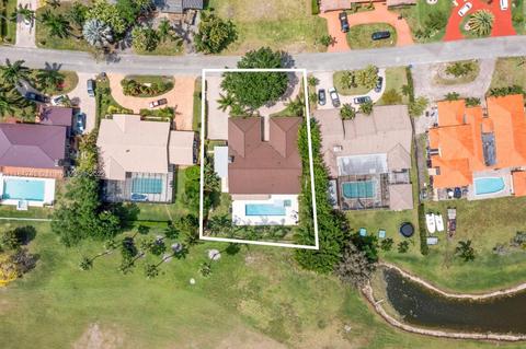 19601 E Oakmont Dr, Hialeah, FL 33015 photo 35