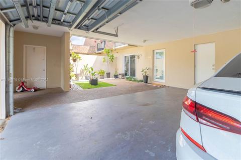 19117 E Lake Dr, Hialeah, FL 33015 photo 6