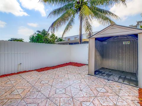 809 W 79th Pl, Hialeah, FL 33014 photo 8