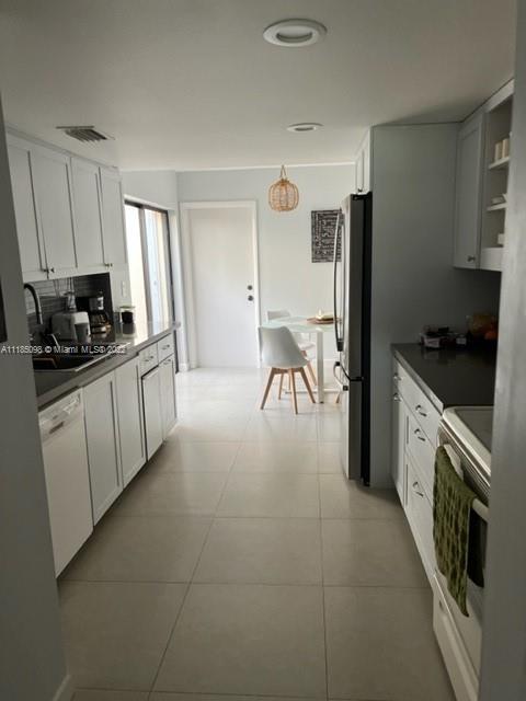 7310 Coldstream Dr, Hialeah, FL 33015 photo 14