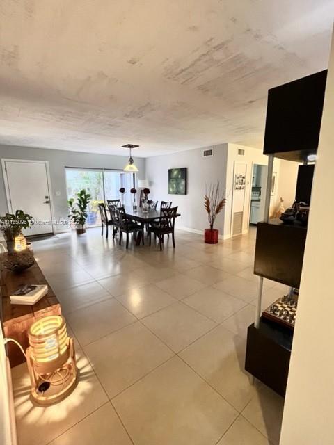 7310 Coldstream Dr, Hialeah, FL 33015 photo 11