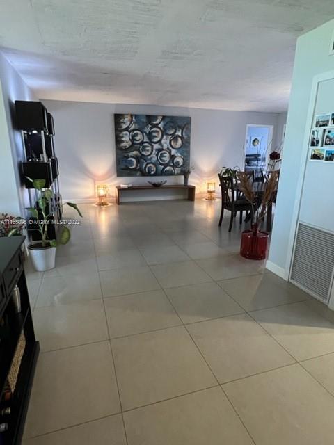 7310 Coldstream Dr, Hialeah, FL 33015 photo 12
