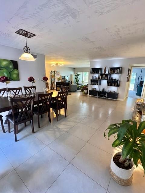 7310 Coldstream Dr, Hialeah, FL 33015 photo 8