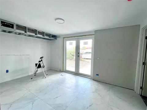 5764 E 5th Ave, Hialeah, FL 33013 photo 4