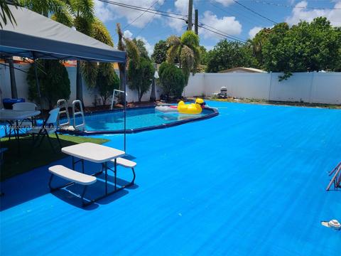 625 E 8th Ln, Hialeah, FL 33010 photo 15