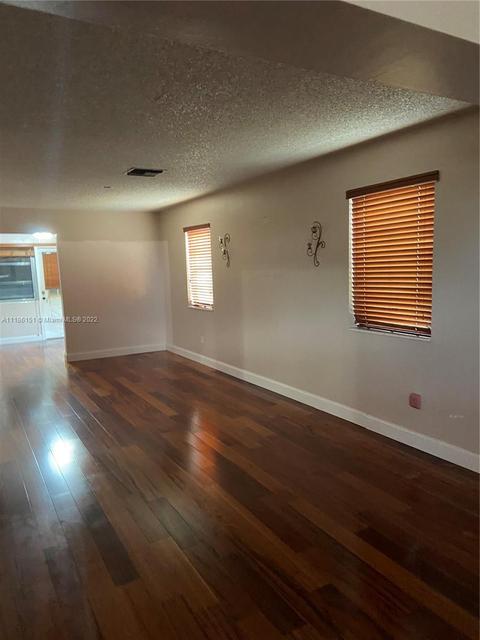 1490 W 3rd Ave, Hialeah, FL 33010 photo 28