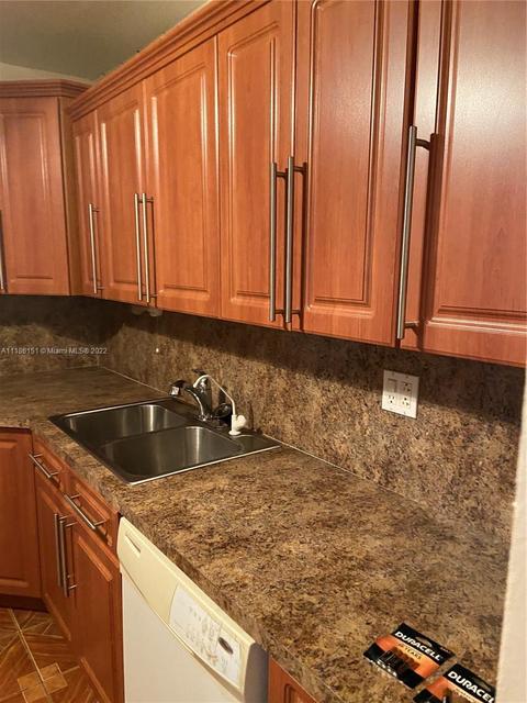 1490 W 3rd Ave, Hialeah, FL 33010 photo 35