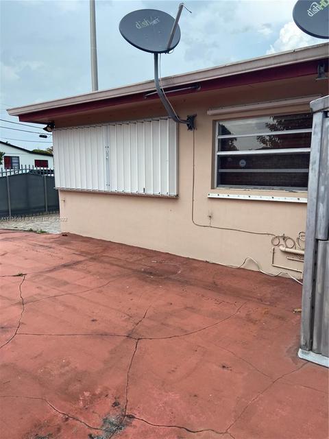 1490 W 3rd Ave, Hialeah, FL 33010 photo 11
