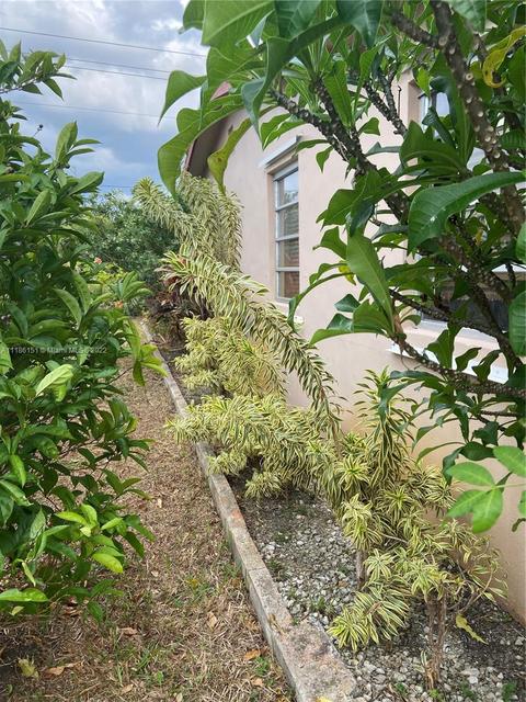 1490 W 3rd Ave, Hialeah, FL 33010 photo 9
