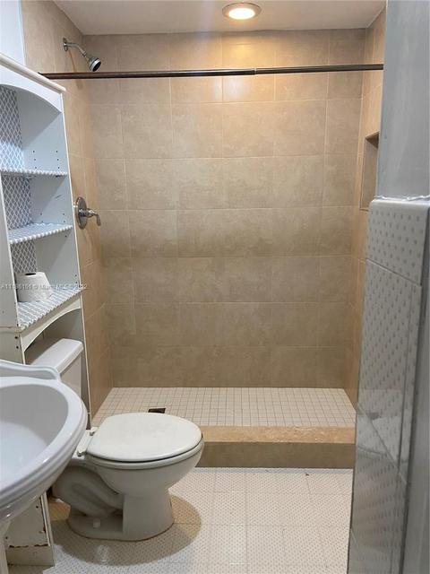 1490 W 3rd Ave, Hialeah, FL 33010 photo 17