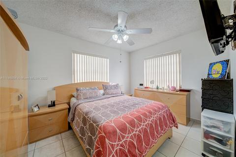 442 E 18th St, Hialeah, FL 33013 photo 8