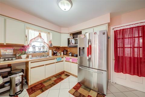 442 E 18th St, Hialeah, FL 33013 photo 12