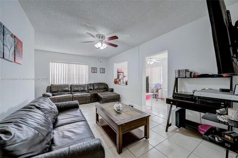442 E 18th St, Hialeah, FL 33013 photo 3