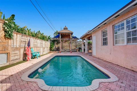 630 E 9th Ln, Hialeah, FL 33010 photo 12