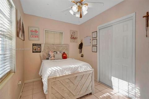 630 E 9th Ln, Hialeah, FL 33010 photo 6