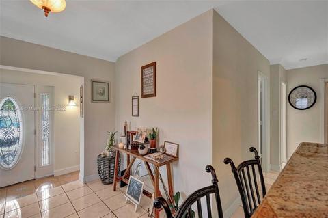 630 E 9th Ln, Hialeah, FL 33010 photo 18