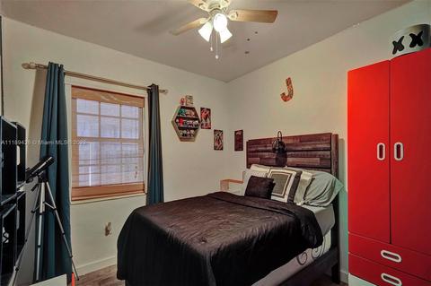 630 E 9th Ln, Hialeah, FL 33010 photo 28