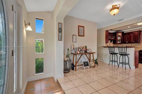 630 E 9th Ln, Hialeah, FL 33010 photo 32