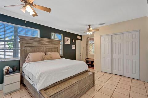 630 E 9th Ln, Hialeah, FL 33010 photo 53