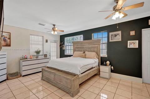 630 E 9th Ln, Hialeah, FL 33010 photo 5