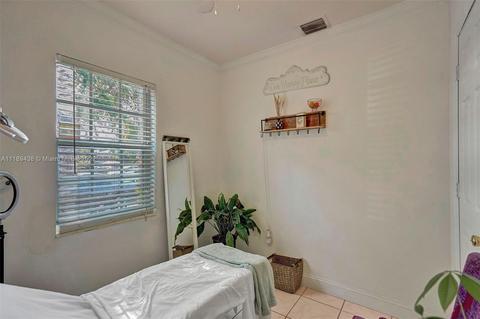 630 E 9th Ln, Hialeah, FL 33010 photo 20