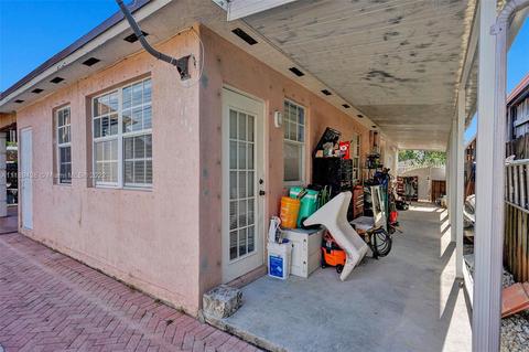 630 E 9th Ln, Hialeah, FL 33010 photo 11