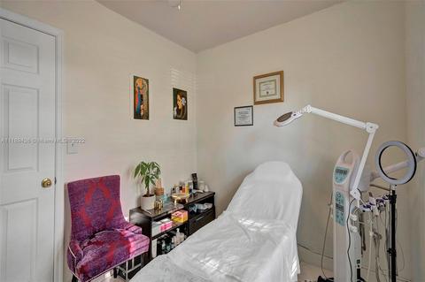 630 E 9th Ln, Hialeah, FL 33010 photo 21