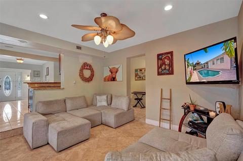 630 E 9th Ln, Hialeah, FL 33010 photo 45