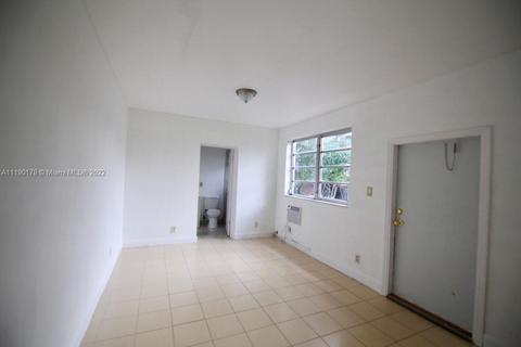 318 E 45th St, Hialeah, FL 33013 photo 19