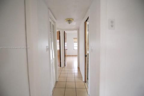 318 E 45th St, Hialeah, FL 33013 photo 12