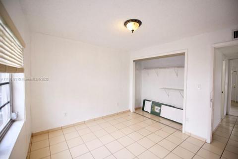 318 E 45th St, Hialeah, FL 33013 photo 17