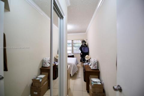 318 E 45th St, Hialeah, FL 33013 photo 33
