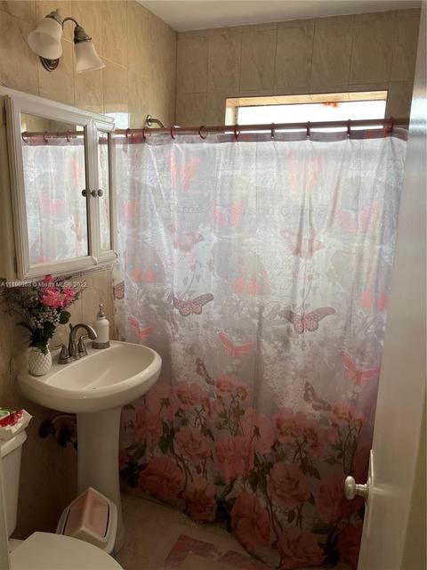 59 E 20th St, Hialeah, FL 33010 photo 8