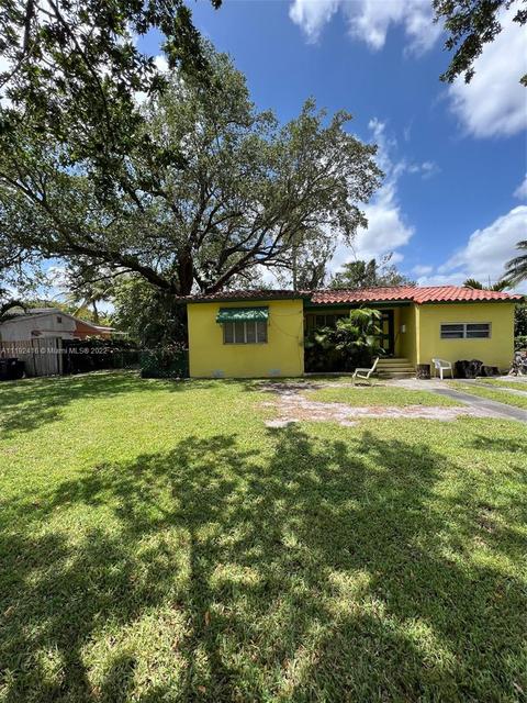 520 Forrest Dr, Miami Springs, FL 33166 photo 3