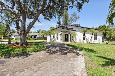 14615 Snapper Dr, Coral Gables, FL 33158 photo 2