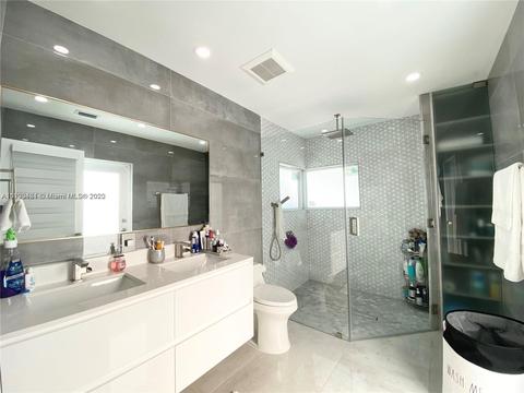 6346 SW 10th St, West Miami, FL 33144 photo 9