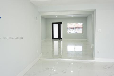 357 W 46th St, Hialeah, FL 33012 photo 9
