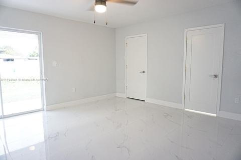 357 W 46th St, Hialeah, FL 33012 photo 18