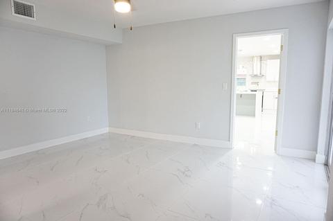 357 W 46th St, Hialeah, FL 33012 photo 19